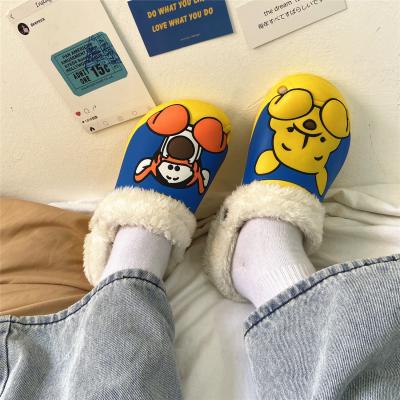 China Factory Price Cartoon Flat Fashionable Light Weight Unisex Soft Bottom Flat Women Fur Clog Indoor Sandals for sale