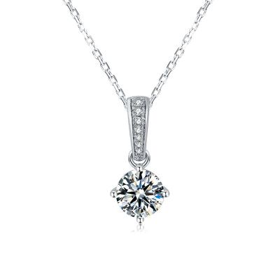 China CLASSIC Silver Moissanite 925 Four Fork Lab Diamond Moissanite Necklace Pendant Women for sale