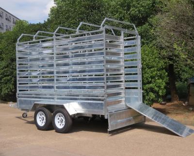 China Mobile livestock trailer with lowbed antirust hot dipped galvanized animal trailer with loading ramp fence crate for sale