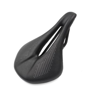 China OEM High Quality Black Comfortable Motion Bicycle Saddle T800 Carbon Fiber Bicycle Saddle Seat for sale