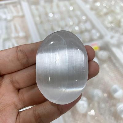 China China Wholesale High Quality Natural Gemstone Healing Crystal Polished Selenite Palm Stone for sale