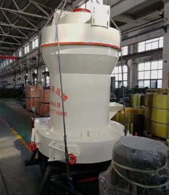 Cina Mulino stridente del rullo di pressione dell'alimentazione 30mm 120tph Raymond Ore Grinding Mill High in vendita