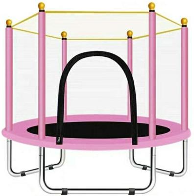 China Safe 4. 5FT/55 Inch Indoor Or Outdoor Mini Pink Trampoline With Enclosure Net For Kids Boys Girls for sale