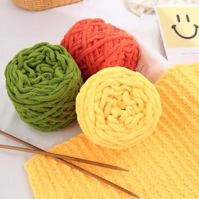 China RongMeiXuan 100g Yarn Chenille Blanket Anti-bacteria Chat Bulky Hand Knitting for sale