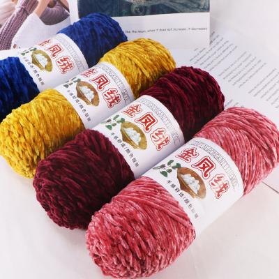 China Anti-bacteria RongMeiXuan 1ply 200g chenille velor chatter chenille yarn velor polyester bulky chenille yarn for sale