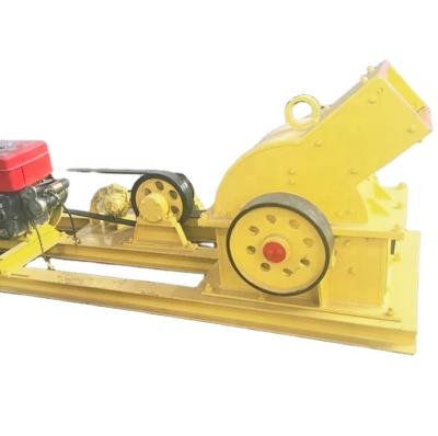 China The medum-hard and crispy crusher materials hammer crusher with screens hammer crusher portable mobile diesel mining machinery parts for sale