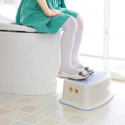 China Modern Step Stool Tall Step Stools For Kids Plastic Step Stool, Toddler Potty Training Aid With Non Slip Base for sale