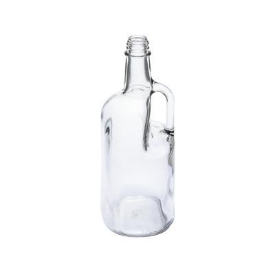 China Classic Single-Handle Glass Jar Liquor Bottles 1.75L Empty Glass Bottle Beverage for sale