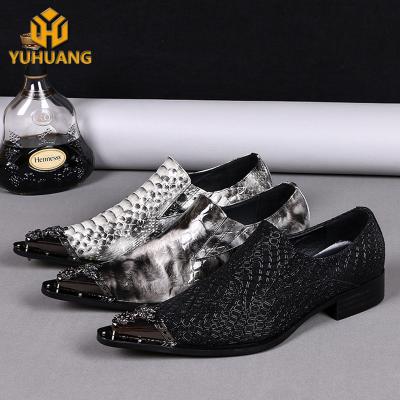 China Luxury Formal Men's Genuine Leather Flat Wedding Shoes Anti-Slippery Men's Brogue Business Casual Dress Party Shoes for sale