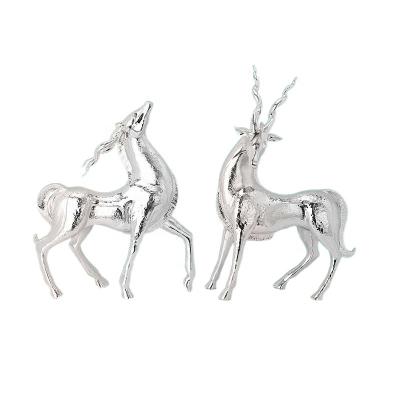 China Europe Resin Craft Home Decor Life Size Animal Accessories Deer Statues Animal Sculpture for sale