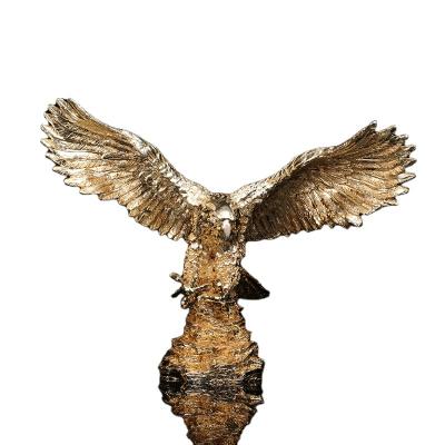 China Europe's New Eagle Customize Home Decoration Dresin Style Abstract Opens Resin Handwork for sale