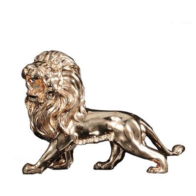 China Hot Selling Life Size Gold Lion Life Size Floor Animal Indoor Decoration Europe Large Resin Feng Shui Statues for sale