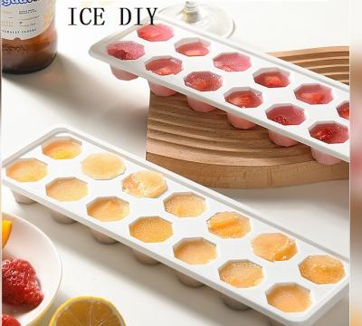 China Sustainable Hot Selling Food Grade Ice Cube Maker Molds Ice Cube Trays With Lid And Bin for sale