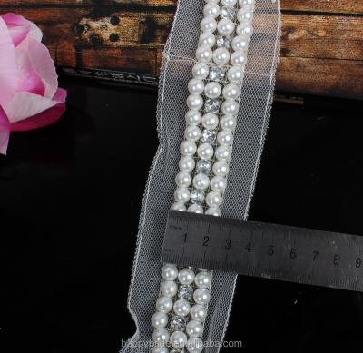 China Sustainable new fashion high quality handmade sewn pearl beaded lace trim with rhinestones LO10001 for sale