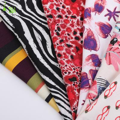 China Printed Sustainable Good Quality Woven Dyed 100% Rayon Fabric Dress Garment Fabric for sale