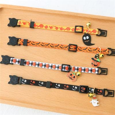 China Fashion Dog Halloween Pumpkin Reflective Adjustable Pet Collar Pendant Necklace With Bell for sale