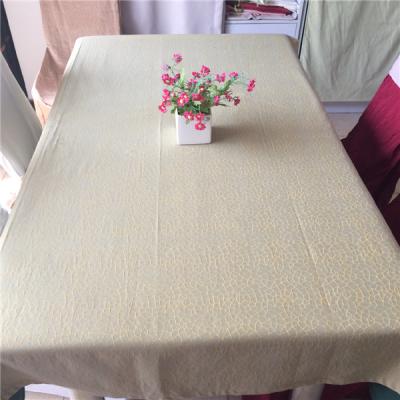 China Easy to wash and good color fastness new design high quality tablecloth with elegant damask jacquard pattern 54x72