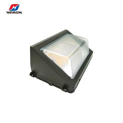 China Aluminum Die-Cast Outdoor Classic Stadium Warom LED Wall Pack Light for sale