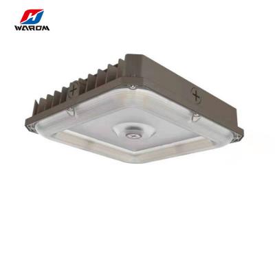 China Warom Aluminum Stadium Canopy Light Waterproof CE 60W 80W Gas Station LED Canopy Light for sale