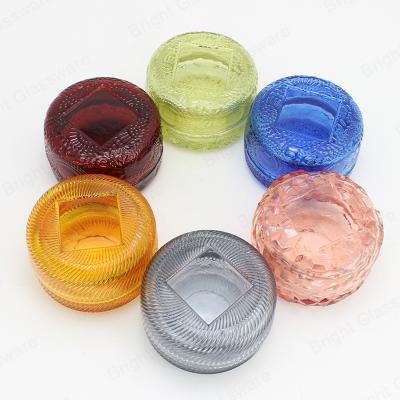 China Christmas 2021 Home Decoration Geo Luxury Cut Glass Candle Jar Plated Candy Container With Glass Lid for sale