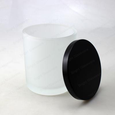 China Personal care frosted glass candle jars round candle jar wholesale frosted glass with wooden lid for sale