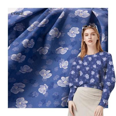 China Custom Viable blue floral pattern digital printing NO MOQ 100% cotton freedom textile printed voile fabric for dress for sale