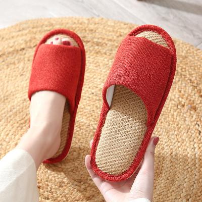 China 2021 new lightweight slippers canvas ladies home muffle spring and autumn four seasons indoor non-slip sports shoes universal for sale