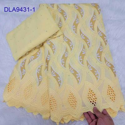 China High Quality African Swiss Voile Lace Swiss Voile Lace Women Fashion Heavy Heavy Lace 5 Yards and 2 Yards One Set for sale