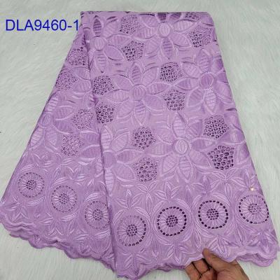 China Viable Dubai Plain African Cotton Lace Voile African Flower Pattern African Flower Lace Swiss Flower Pattern Lace With Holes For Women Dress for sale