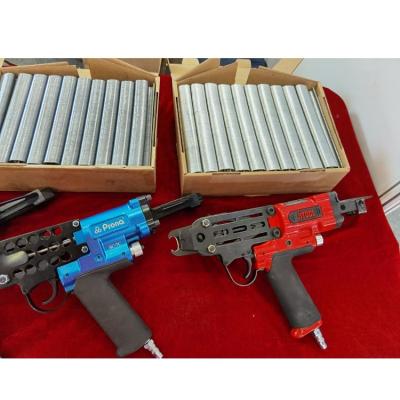 China Manual/Automatic Pneumatic /Semi-Auto Tether Artillery Battery Cage Air Gun For Chicken Layer Cages for sale