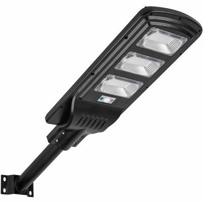 China Modern Theme Park Road Light Lamp Outdoor Solar Powered Led Street Lights For 100% Security for sale