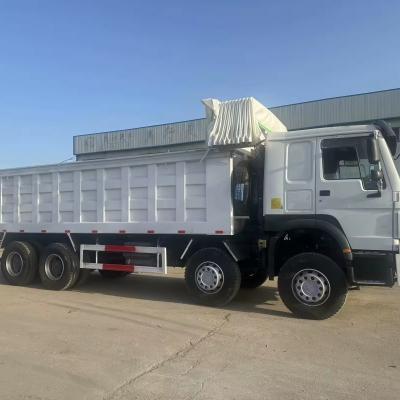 China Howo Gebraucht-Dumper-Lkw-Tipper 6x4 20-25T Bruttogewicht des Fahrzeugs 6,8m*2,5m*3,6m zu verkaufen