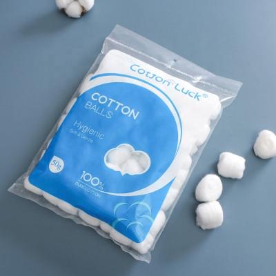 China OEM Wholesale Soft Daily Use 100PCS Free Sample White Cotton Balls for sale