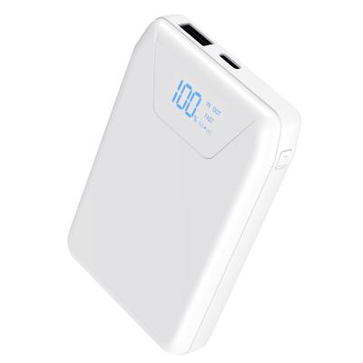 China Hot Selling USB TypeC Output Digital Power Bank 8000mAh QC4.0 PD18W Fast Charging Support 2021 New Products Magnetic Radio Fast Charging iPhone for sale