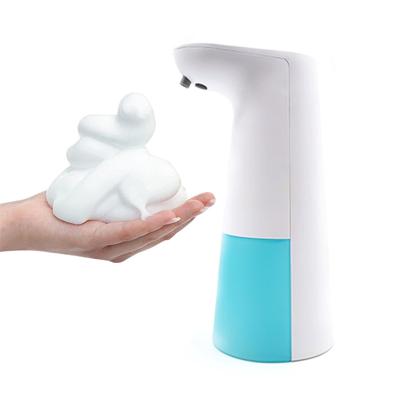 Cina Foam Automatic Soap Dispenser 230ml Plastic Foaming Soap Dispenser Touchless Soap Dispenser in vendita