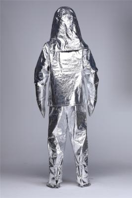 China Los parásitos atmosféricos antis aluminizaron las batas/Workwear de la resistencia térmica del traje de la proximidad del fuego en venta