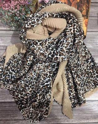 China Long Animal Leopard Print Wrinkle Scarf Wrap Light Weight for sale