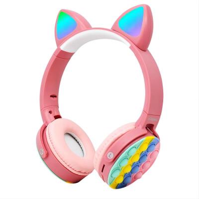 China Manufacturer Sustainable Fashionable Folding Bubble Wireless Headsets For Smartphones for sale