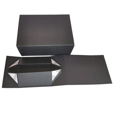 China Aseptic Custom Logo Embossed Printed Cardboard Packaging Box Magnetic Closure Foldable Gift Boxes for sale