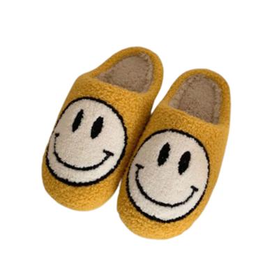 China CUSHIONING Original Smiley Face Smiley Winter Indoor Bootie Warm Bedroom Slippers For Women for sale