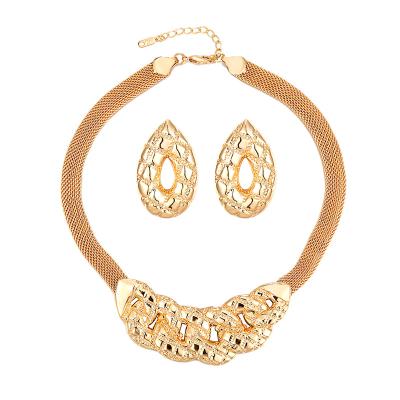 China FASHIONABLE Best Selling Exaggerated African Ladies Gold Plated Jewelery Gift Earring Set for sale