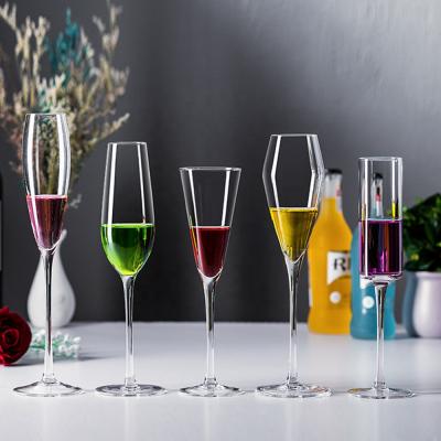 China Low Price Bulk Crystal Champagne Glass Champagne Flute High Quality Tableware for sale