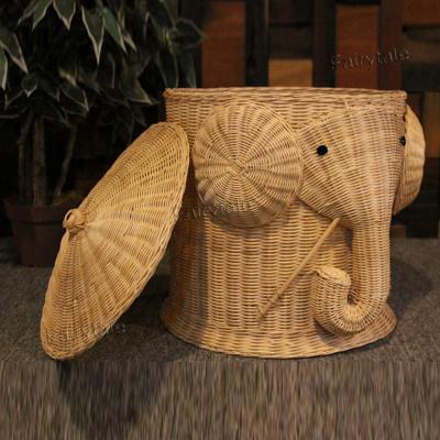 China Hand - Woven Decorative Indoor Garden Rattan Elephant Basket Hand - Woven Animal Shape Flower Planters for sale