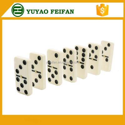 China Custom Mini Ivory Plastic Domino Set Wooden Box Blocks Domino Black Dots And Line Classic Style for sale