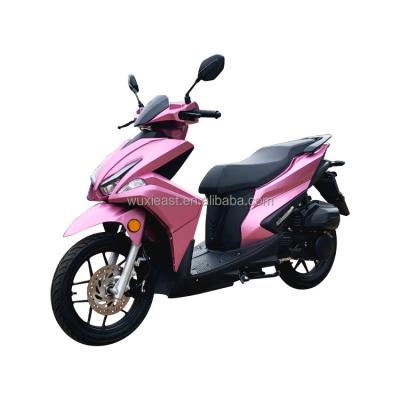 China Latest Design Good Quality Gasoline Scooter Adult Moped Scooters Gasoline Motorcycle 5.5 L for sale