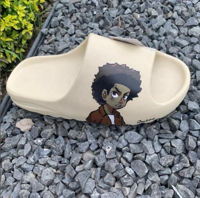 China Cushioning Custom Non Slip Bathroom Slide Sandals OEM EVA Pillow Soft Casual Platform Men's Yeezy Slippers For Women for sale