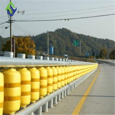 China Landstraßen-Verkehrs-Fahrstraßen-EVA Plastic Roller System Guard-Schienen-Rollen-Sperre zu verkaufen