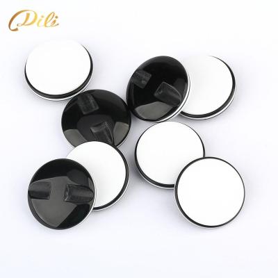 China Sustainable High Quality Resin Buttons 24L28L34L40L Two Holes Buttons For Coat Sweater Button With Logo for sale