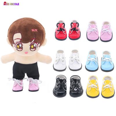 China 2022 Newest Arrival American Cartoon Girl Doll Toy Shiny Leather Shoes 18 Inch Shiny Leather Shoes for sale