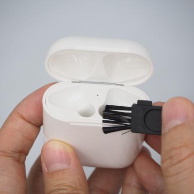 China Convenient how to clean for your AirPods and EarPods Airpods cleaning kit for sale